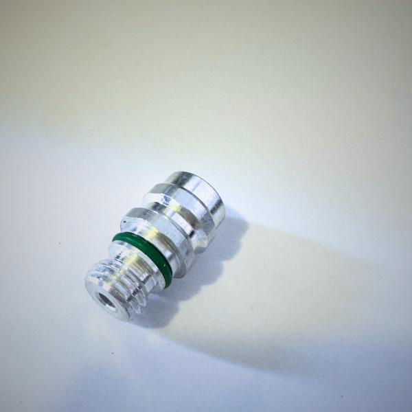 AC CHARGE PORT R134a HIGH SIDE M12 X 1.5 MALE STD VALVE CORE - Image 3